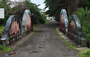 Ancien Pont de l'Ilet Pérou Capesterre